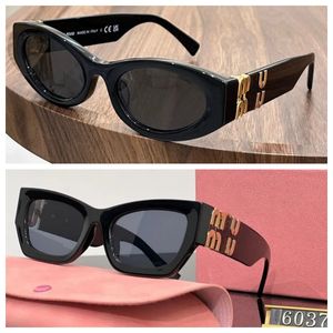 Mode Miu zonnebril ontwerper vrouw ovaal frame luxe zonnebril dames anti-straling UV400 persoonlijkheid heren retro bril plaat hoogwaardige hoogwaardige lunettes