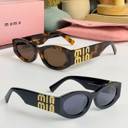 Mode miu lunettes de soleil femmes designer oeil de chat plaque lunettes cadre épais parasol lunettes de soleil lettres lunettes de soleil pour hommes