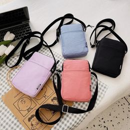 Moda Mobile Phone Bag Womens Messenger Allmatch Mini Small Crossbody Hanging Code Monin Purse Bolso vertical 240506