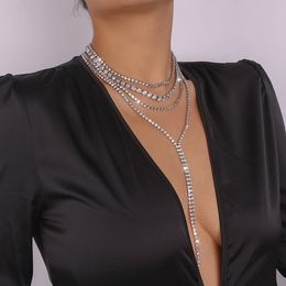 Colliers de cha￮nes multicouches de mode Femmes Sexins Sequins sexy Rhingestone Tasse Crystal tour