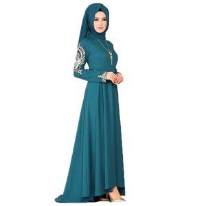 Fashion musulman habit les femmes Abaya Ramadan Party Dubaï Turquie Middle East Ramadan Irrégulier Islamic Prayer Clothing S-5XL 240415