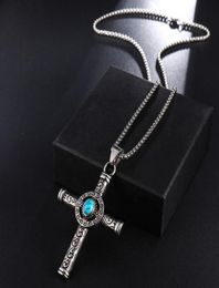 Fashion - Natural Black Blue turquoises Pendant Collier Men Vintage en acier inoxydable Jésus crucifix Bijoux masculin 5894170