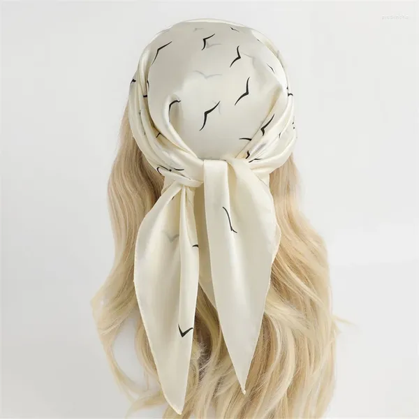 Mode foulard cheveux rubans écharpe pour femmes conception bandeau Satin soie Scruncheis Bandana Femal accessoires chapeaux