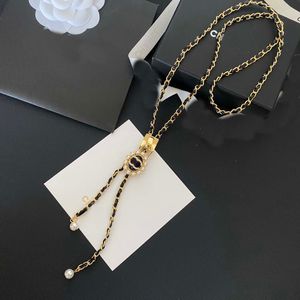 Mode ketting Designer Chokers Ketting Lederen Choker Ketting Vergulde Koperen Letter Hanger Kettingen voor Vrouwen Sieraden