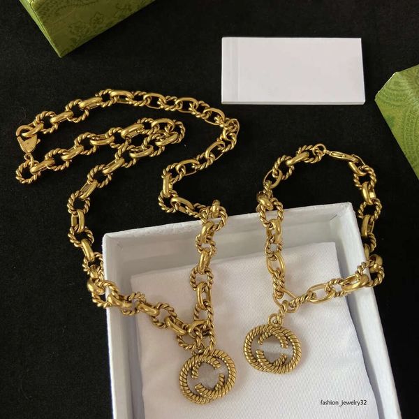 Collier de mode cadeau de bijoux, New Gold S Bijoux métalliques, Collier cadeau pour amis Gift Halloween de Noël de la Saint-Valentin, livraison rapide de Spot