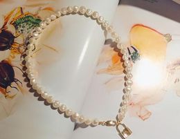 Collier à la mode, sangle de cou simple, branches d'arbre féerique d'un arbre, chaîne de clavicule en perles, collier court, chaîne de personnalité