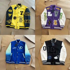 Fashion New Baseball Coat Uniforme Veste de mode Single Breasted Warm Vestes Couples Femmes Hommes Varsity Coats Men's Designer Clothing Top S S