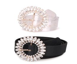 Fashion Nouvelle ceinture Robine de boucle ronde rond Diamond en cuir artificiel en cuir artificiel noir et blanc Robe avec ceinture7146878