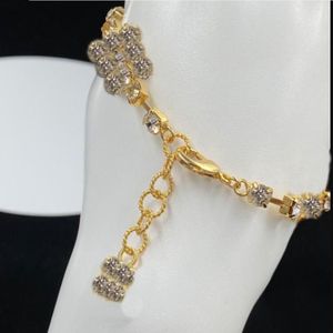 Moda nuevo diseño Charm pulseras para mujer ahuecan las letras G con diamantes Pulsera de mujer chapada en oro de 18 quilates Joyería de diseñador DG-287B