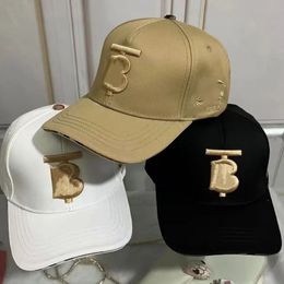Moda Nuevo diseñador sombrero clásico a cuadros gorra de béisbol para hombres mujeres gorra de lujo de gama alta retro carta a cuadros sombrero para el sol sombrero de cubo