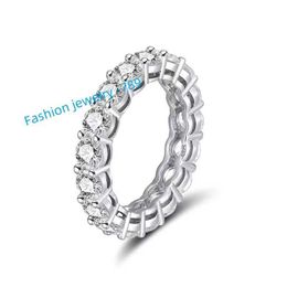 Fashion New Exquise 925 Silver Silver Full Diamond Tennis Ring pour les femmes