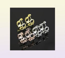 Fashion New Hollow Ch Letter Stud oorbellen Symbool Vriendschap Love Lady Earrings 18K Rose Gold Charrings sieraden 3689695