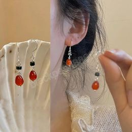 Boucles d'oreilles longues en cristal rouge pour femmes, boucles d'oreilles à pampilles de tempérament, bijoux de fête, nouvelle collection