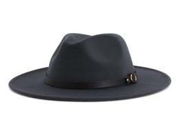 Fashion New Men Womens Fascinator Feel Felt Wide Brim Jazz Fedora Chapeaux avec un groupe de cuir noir Panama trilby Fedora Cap6895000