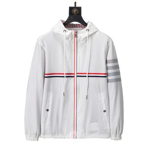 Mode Nouveaux Hommes Designer Veste Manteau Caps Hiver Automne Baseball Slim Styliste Classique Casual Femmes Coupe-Vent Vêtements D'extérieur Zipper Sweats À Capuche Blanc Vestes Manteaux