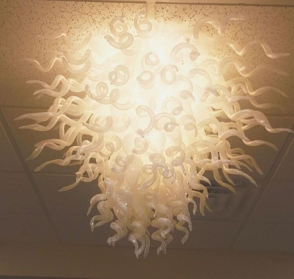 Mode nouveaux plafonniers modernes LED lustre en cristal pour haut plafond bureau art décoration plafonnier en verre soufflé à la main