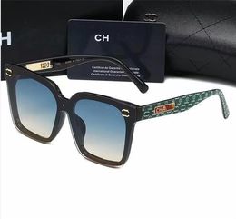 Fashion Nouvelles lunettes de soleil célèbres Grand Grand Designer Square Femmes Sungass Sungass Big Size Shades Soleil Glêmes Slytherin Rencontre Kind Dragoy Onepiece