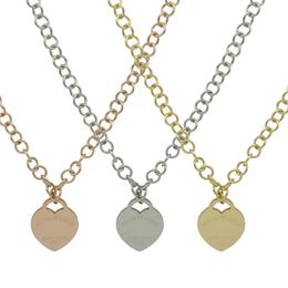 Mode nieuwe T ketting dames hart dubbele perzik 18k gouden titanium staal grove ontwerper hangerse sieraden