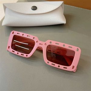 Fashion Off w zonnebrillen Hoogwaardige zoete coole punk net rood uitgesneden gat mode roze hete meiden nieuwe doos glazen