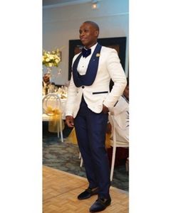 Mode Un Bouton Ivoire Marié Tuxedos Châle Revers Mariage/Bal/Dîner Garçons D'honneur Hommes Costumes Blazer (Veste + Pantalon + Gilet + Cravate) W1438