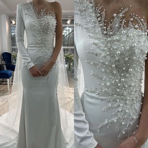 Mode une épaule sirène robes de mariée perle paillettes robes de mariée perles strass Satin balayage Train Robe robes de mariée