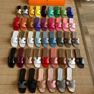 2023 Zomer Slippers Vrouwen Platte Luxe Outdoor Strand Slippers Vrouwelijke Sandalen Trend Brand Design Slides Schoenen Vrouw Big size 42