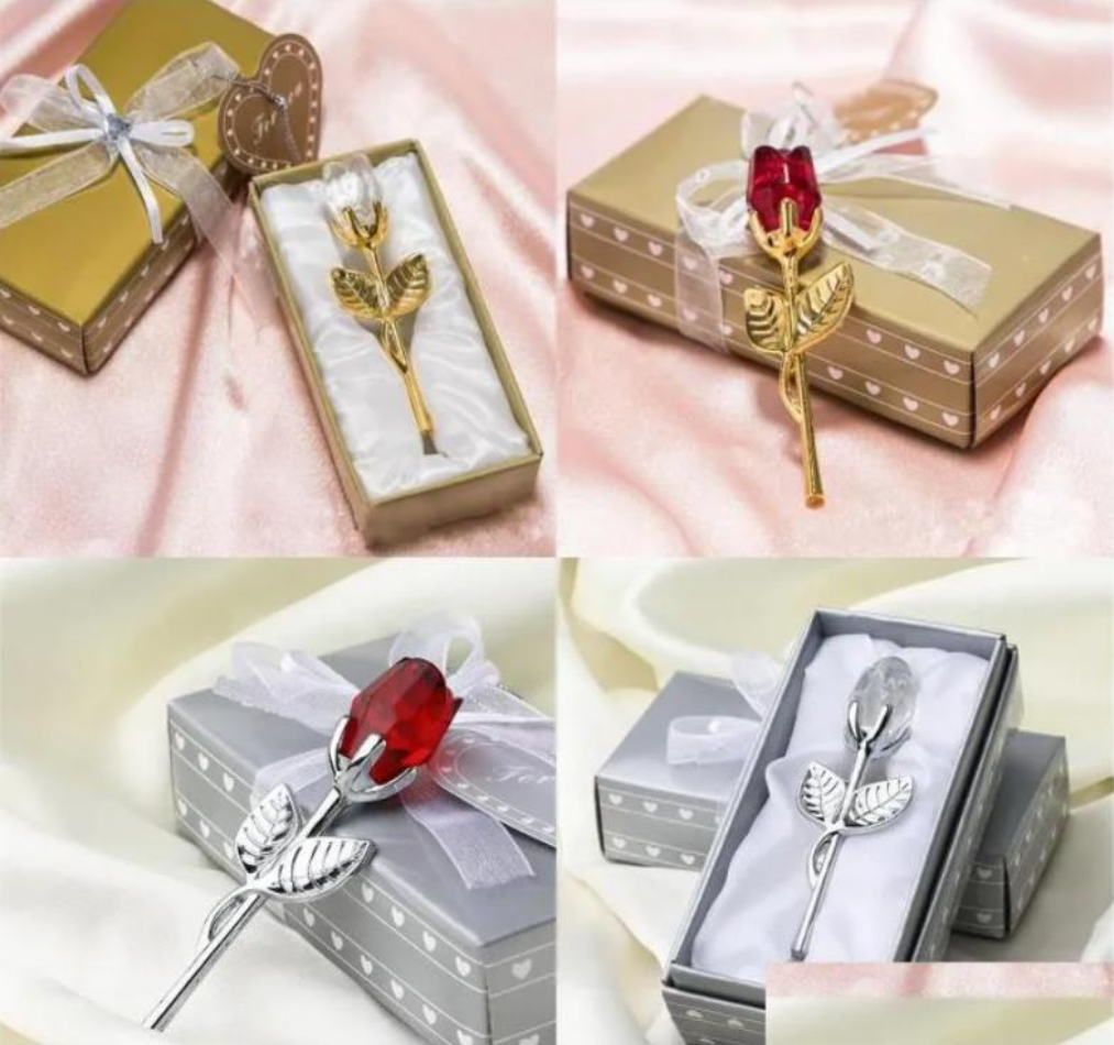 Fashion Party Favor Crystal Rose Favors With Colorf Box Party Baby Shower Souvenir Ornament f￶r g￤st Romantiska br￶llopspresenter Alla hj￤rtans dag Partihandel EE