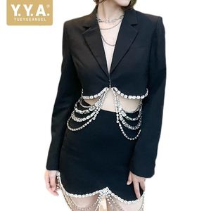 Fiesta de moda Cadena de cristal de lujo Recortada Top Blazer Faldas envolventes Mujeres Conjunto de 2 piezas Faldas negras sexy Trajes Conjunto a juego Traje 231220