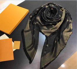 Mode Pashmina Designer Schal Karo Bandana Damen Luxus Design Schals Echarpe de Luxe Foulard Infinity Schal Gold Silber Faden9188026