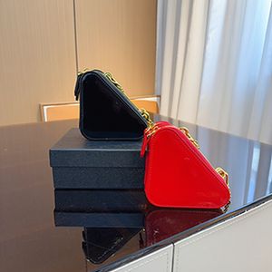 Mini pochettes en cuir verni pour femmes, sacs de luxe de styliste à chaînes, sacs à bandoulière de bonne qualité élégants et scintillants