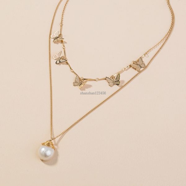 Collier ras du cou en perles et papillon, chaînes en or multicouches pour femmes, bijoux à la mode, cadeau et sable