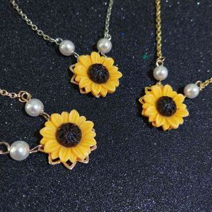 Mode parel zonnebloem blad hanger ketting schattige zonnebloem bloem sleutelbeen ketting vrouwelijke sieraden kettingen voor vrouwen G1206