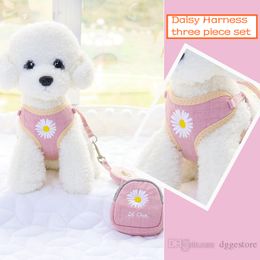 Ensemble de harnais et laisses pour chien en maille souple avec sacs Harnais de gilet pour chien marguerite à broderie mignonne pour petits chiens Chats Caniche Chihuahua Fruit Series Vente en gros S Rose B13