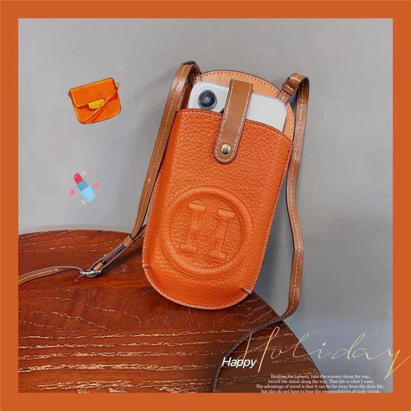 Étui de téléphone de mode Universal Luxury Cow Hide Le cuir mini sac Ajustement de bandoulière 2 cartes pour iPhone 15 14 13 12 Samsung S24U S23 S22 Note20 Huawei Pura 70U