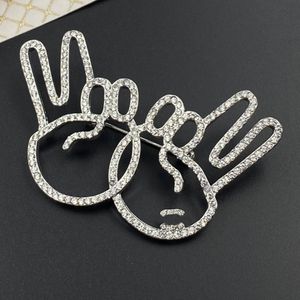 Mode Pins Broches Designer Sieraden Verguld Verzilverd Kleding Pin Merk Letter Broche Kristal Parel Bruiloft Kerstfeest Cadeau