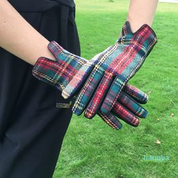 Mode-plaid PU handschoenen winterhandschoenen met vingers lederen handschoenen met binnenbont warme winter cadeau