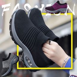 Plateforme de mode Femmes Mesh Slip-On Walking Rund Robe Sneaker Air Cushion Gym Modern Dance Shoes Men 230826 932