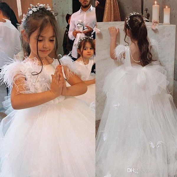 Fashion Princess New Flower Robes avec des plumes Appliques Backless Girls Pageant Tulle Kids Prom Dress Party Birthday Robes 0420