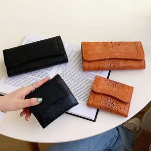 Fashion Pursus Niche Design Sense Card Bag Dames Nieuwe uitgeholde uitgeputte gespannen Buckle Change Anti-Degaussing Credit Card Cover