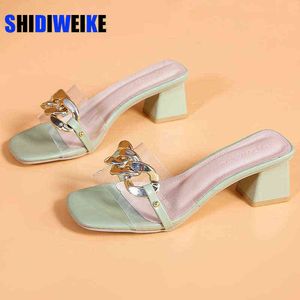 Fashion PVC dames schoenen zomer vierkant hiel gouden ketting peep teen slippers ondiepe zapatillas casa mujer sapatos femininos 220520