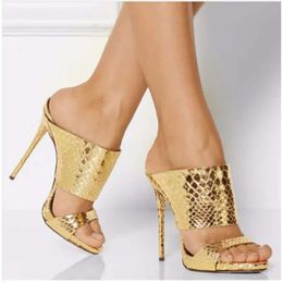 Mujeres de calidad de moda Patrón de oro de los pies abiertos Slipper de cuero Stiletto Black Sier High Heel Sanda 09E