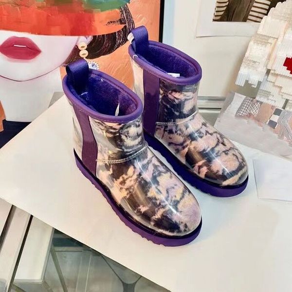 Botas de nieve altas estampadas de calidad a la moda para mujer, material de PVC, suela antideslizante de goma negra, cómodas y cálidas 35-40