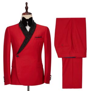 Mode Rouge Paillettes Marié De Mariage Tuxedos D'hiver Hommes Groommen Parti Pantalons De Bal Costumes Veste D'affaires Vêtements De Travail Tenue 2 Pièces189v