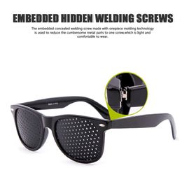 Mode Verlichten Pinhole Bril Mannen Corrigerende Anti-vermoeidheid Bijziendheid Bril Lezen Zwart Frame Protector Gezichtsvermogen Verbeteren visie