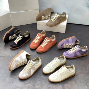 Luxurys Designer Foam Runner Low Sneaker Maisons Fashion Fashion Replication Margiela Cuero genuino al aire libre zapato casual casual blanco