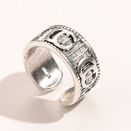 Mode ringen merkletter vinger ring ontwerper band hoge kwaliteit s925 zilveren minnaars open verstelbare bruiloft sieraden accessoires