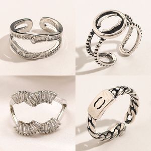 Bagues de mode Marque Lettre Bague Designer Band Haute Qualité Plaqué Or 18 Carats Argent Cuivre Amoureux Réglable Bijoux De Mariage Accessoires