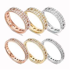 Anneaux de mode Lignes géométriques brillantes forment la lettre t Woman Designer Luxury Ring Double Letter Bijoux Femmes 18K DIAMOND MARIAGE 222N