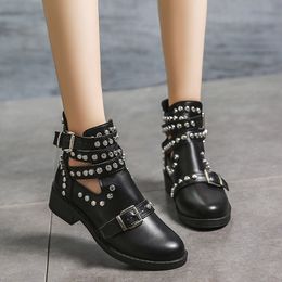 Mode Rivet Punk enkellaarzen Bottes Femme Belt Buckle Single Boots Student Casual groot formaat Single Boot Scarpe Donna