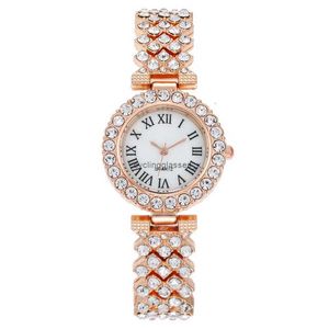 Fashion Roman Pattern Diamond incrusté Womens Watch Bracelet Watch Bracelet